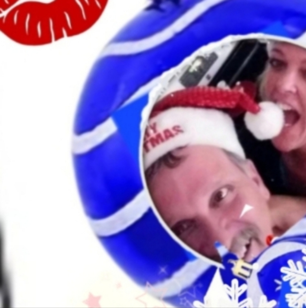 HAPPY HOLIDAYS